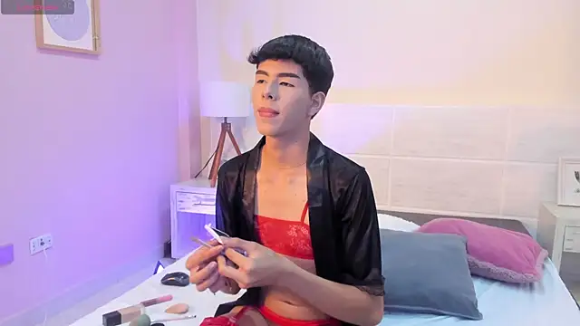 Chat +18 de CAROLYNFOSTER ao vivo