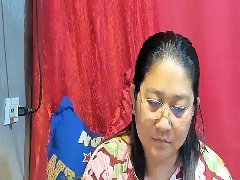 CHUBBY_ANGEL09's Live XXX Chat