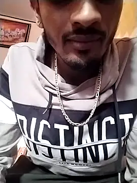 Wild_Vassu Show in webcam