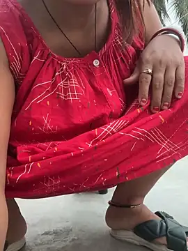 Ishikaranaa: διαδικτυακό σόου στην κάμερα