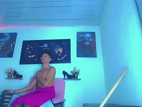 Show modela Sebastian_-D na web-kameri