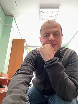 Show modela lover-of-dancing na web-kameri