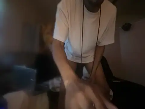 ThrowedWorldWide: онлайн-секс-чат