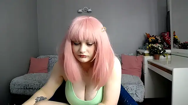 Estheri Live XXX-chat