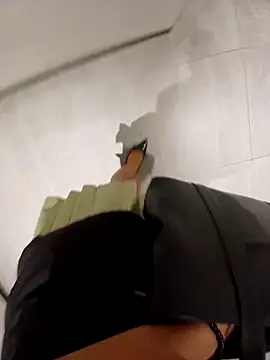 Chat XXX en directo de Ori-Lynk