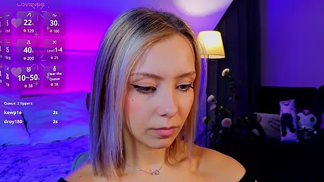 LumMina's Live XXX Chat