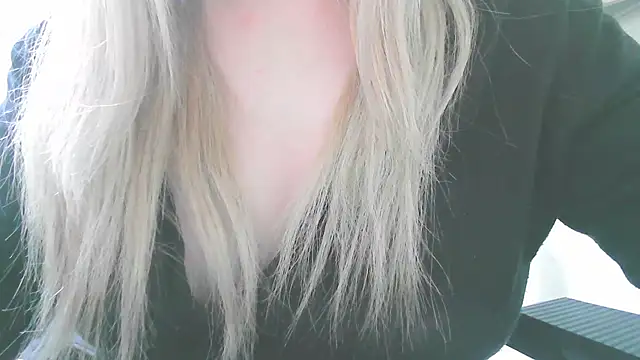 Remi_official's Live XXX Chat