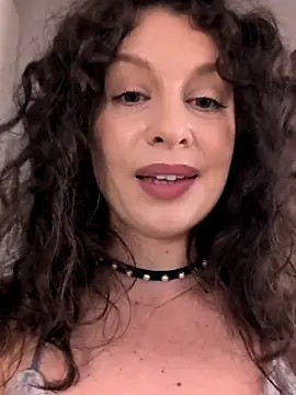 IreneBlue_'s Live XXX Chat