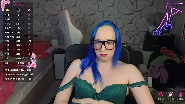 Вебкам-шоу TheTrixy