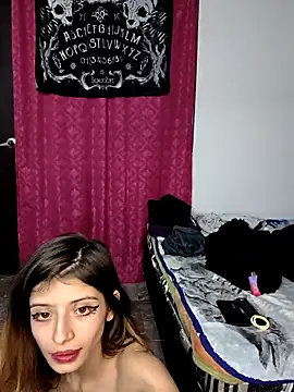 XXX chat uživo modela KratosAfroditacs