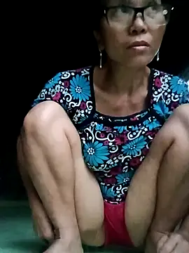 Tina6886 Pertunjukan Webcam