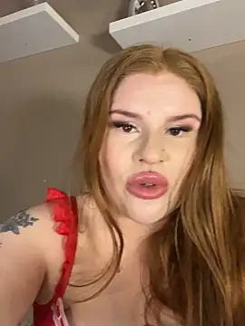 RedFoxQueen   在線直播表演