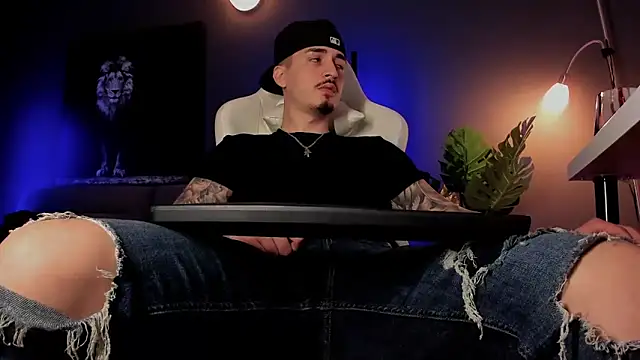 uptomatty Webcam show