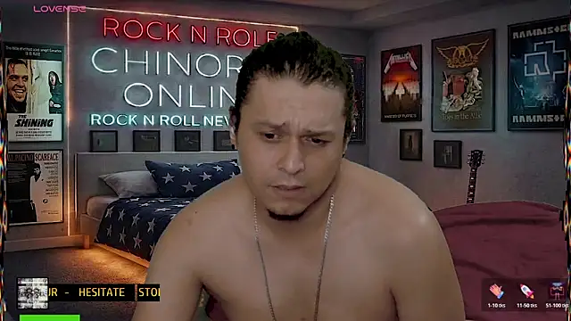 Вебкам-шоу chino_roz