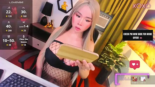 Pertunjukan Kamera Web xBigSurpriseLorainex