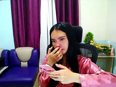 Živý XXX chat devine_goddess