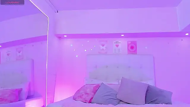 ScarlettDreamss7 在線直播表演