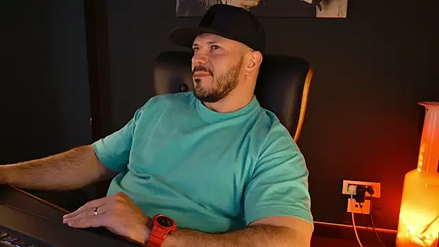 عرض كام AngeloEric