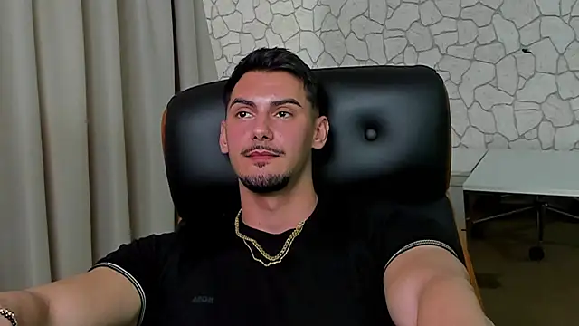 ClintMasters Chat XXX in diretta