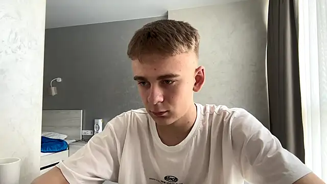 Chat +18 de SoloFury ao vivo