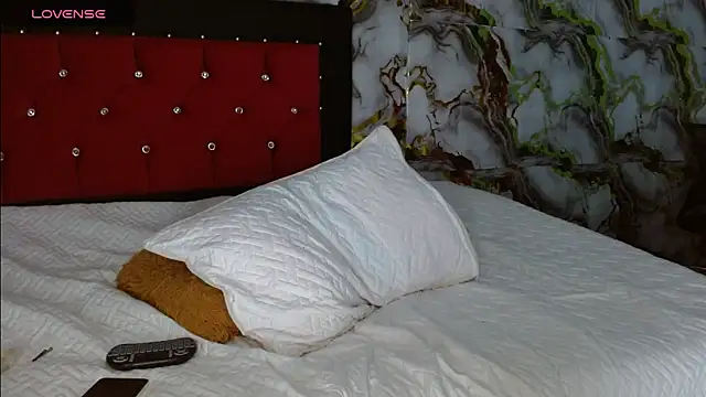 Scarlethvega99 在線直播表演