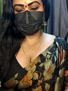 Anushka_flower: онлайн-секс-чат