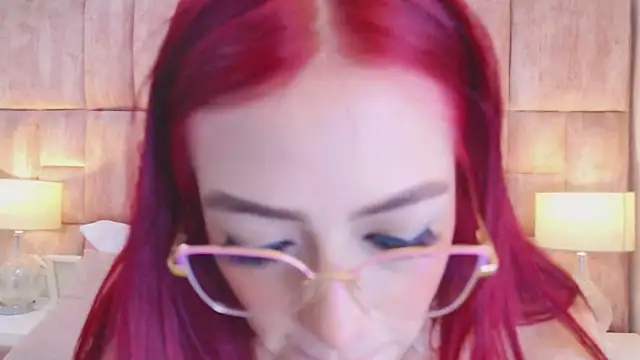 ScarlettFoox's Live XXX Chat