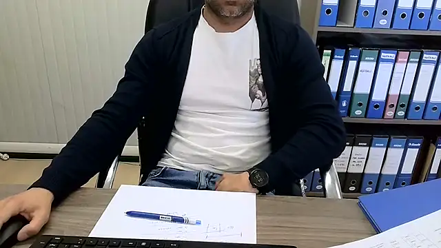 Evasionee webkamerás műsora