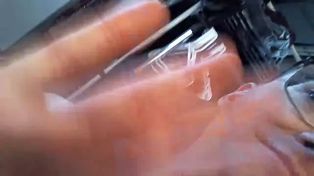 handsomeguy0729's Webcam Show