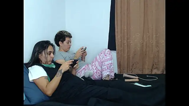 kathy_luisa Show Webcam