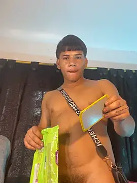 Aless_bigg – Live XXX-chat