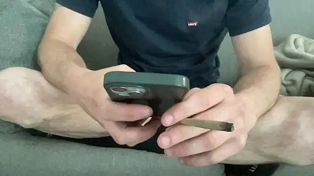 lechouilleur44 Webcam Show