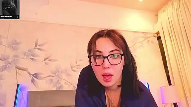 Pertunjukan Kamera Web Shiraazsh_