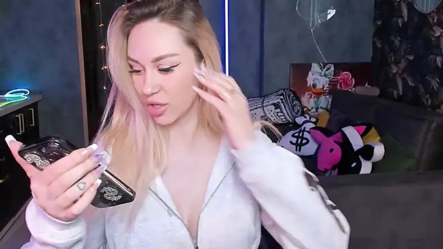 Živý XXX chat Blckmirrorr