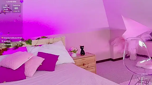 Chat XXX en directo de Liann_Stark