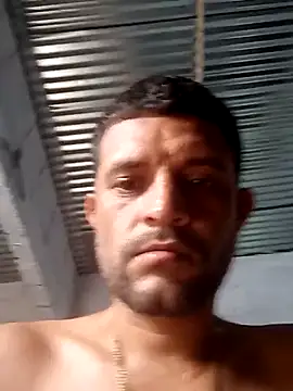 Hot_Veteran_1: διαδικτυακό σόου στην κάμερα