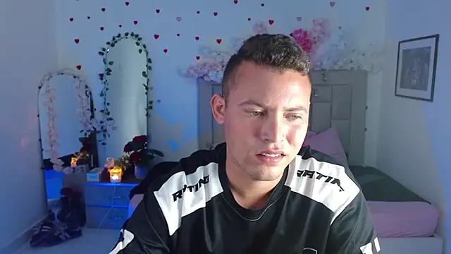 sven_fox723 élő XXX-chatje