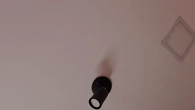 XXX chat uživo modela AllisonRoberts_