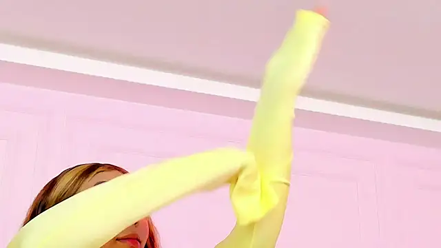 HaileeRoberts Live XXX-Chat