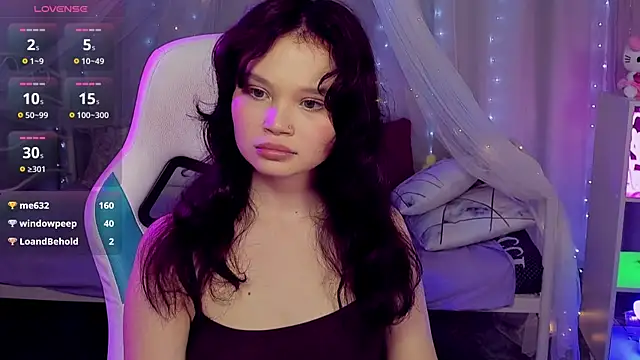 EmilyChaves 现场XXX聊天