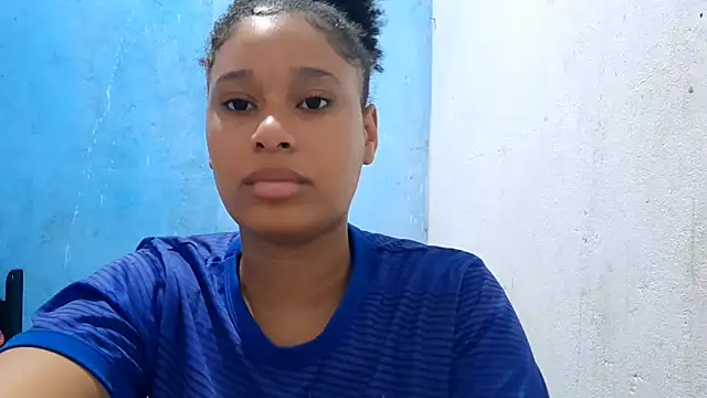 Chat +18 de MadelynStamant ao vivo