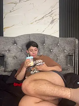 Czat XXX na żywo – Noah-ledom