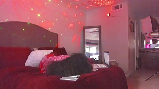 yiauana Live XXX-Chat