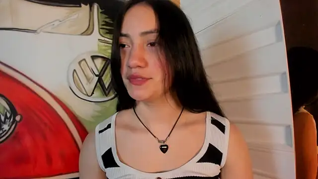 Scarlett__Fox__ Adlı Modelin Canlı XXX Sohbeti