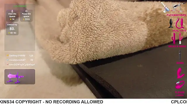 cplcokins34's Live XXX Chat