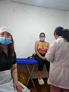 JustSamantha_ élő XXX-chatje