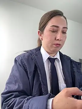 suzy-111 Chat XXX in diretta