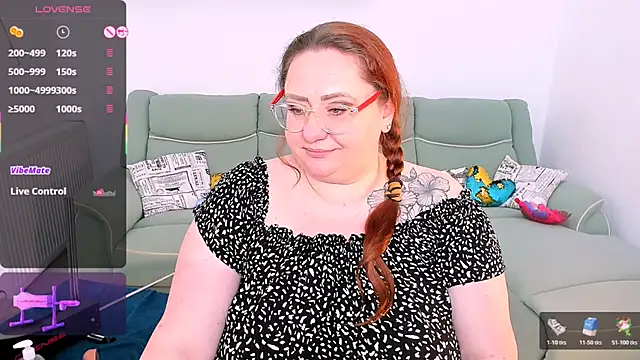 lovely_adelle live XXX chat