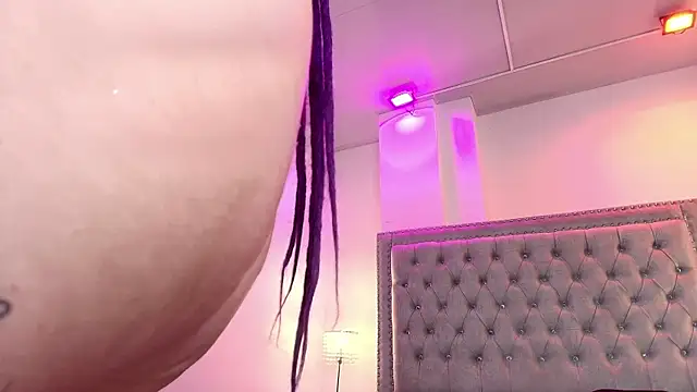 Daphne_glas' Live XXX Chat