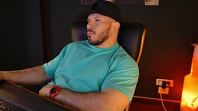 AngeloEric – Naživo XXX chat